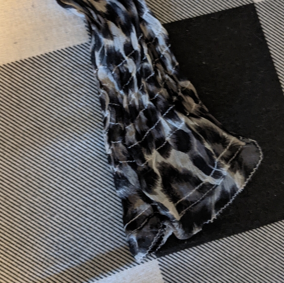 Marc Aurel leopard print blouse - Picture 3 of 4